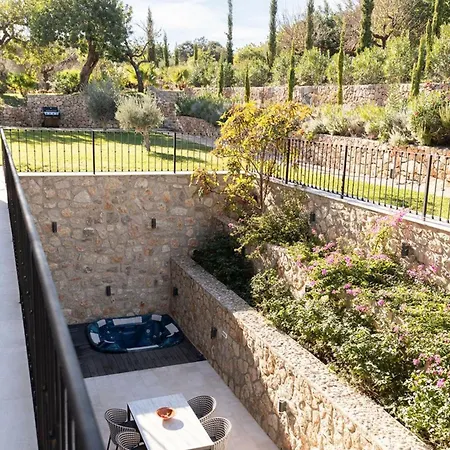Luxury וילה *